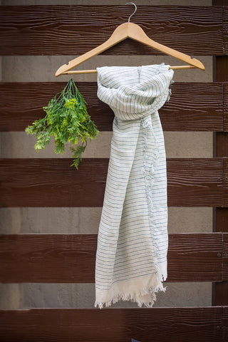 Linen stole - white with thin grey stripes